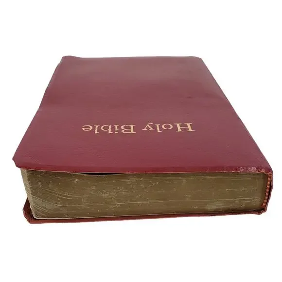 Vintage Holly Bible red letter edition King James references - Picture 8 of 10